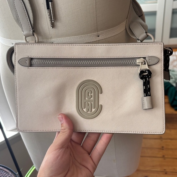 Off white Coach Crossbody Rivington Bag with Coin Pouch - Picture 1 of 8